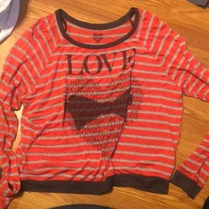 Long sleeve Love tee shirt